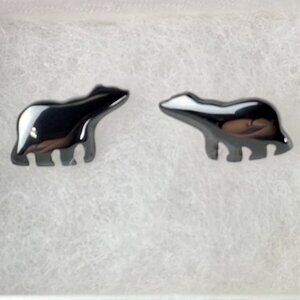 2/10$ Hematite bear stud earrings